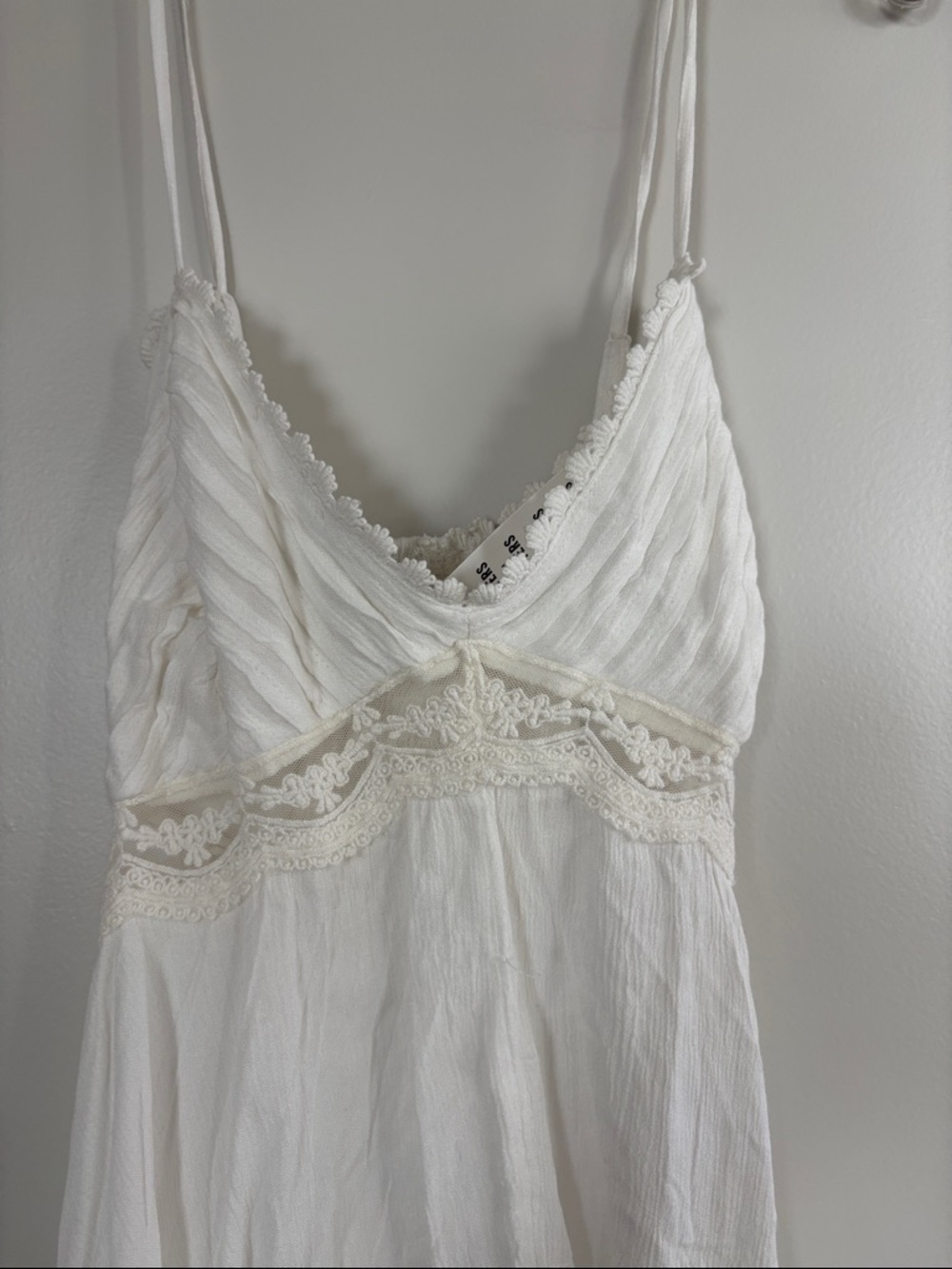 Kimchi Blue White Lace-Trim Spaghetti Strap Handkerchief Hem Top - Picture 2 of 6
